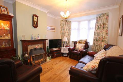 67 Boundaries Road, Feltham, TW13 5DR