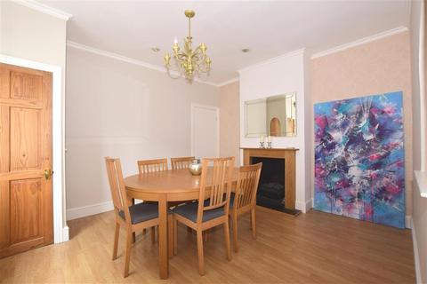 65 Ferndale Road, Banstead, SM7 2EX