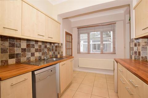 65 Ferndale Road, Banstead, SM7 2EX