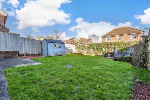 59 Colonel Stephens Way, Tenterden, TN30 6EW