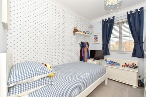 59 Colonel Stephens Way, Tenterden, TN30 6EW