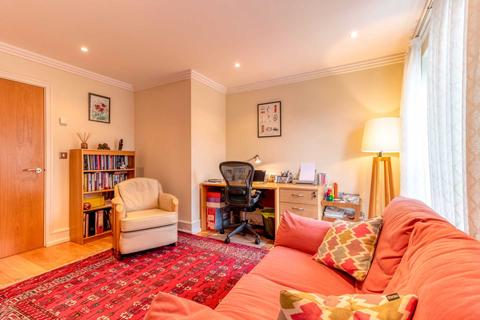 Flat 10, Adams Quarter Tallow Road, Brentford, TW8 8ER