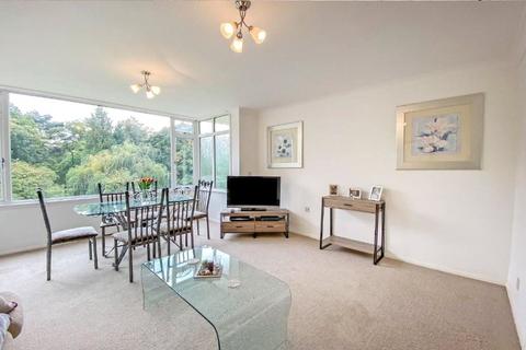 3 bedroom apartment to rent, Grove Court, Davenport Road, Earlsdon, Coventry, CV5