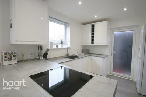 35 Bailey Bridge Road, Braintree, CM7 5TT