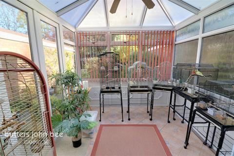 61 Coltsfoot View, Walsall, WS6 7BG