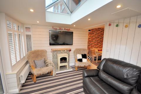 19 Cotefield Place, Penistone, Sheffield, S36 6FD