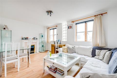 Flat B, 24 Redan Place, London, W2 4SA