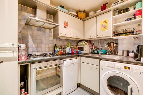 Flat B, 24 Redan Place, London, W2 4SA