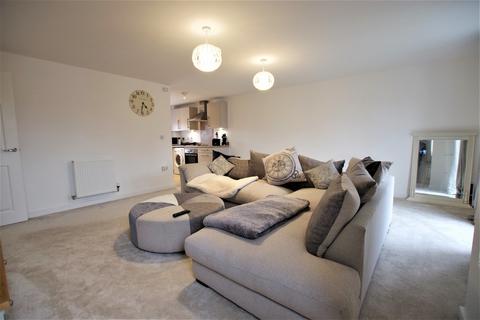 82 Ivinson Way, Bramshall, Uttoxeter, ST14 5EQ