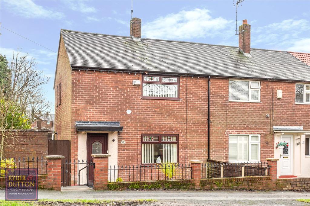 Rosary Road, Fitton Hill, Oldham, OL8 2 bed end of terrace house £129,950