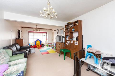 70 Hamilton Road, Romford, RM2 5SD