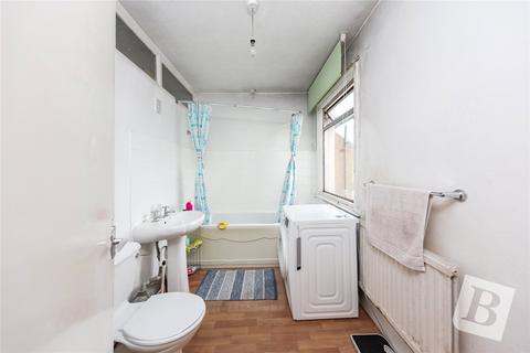 70 Hamilton Road, Romford, RM2 5SD