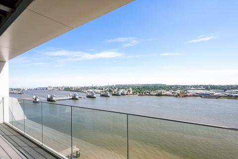 2 bedroom apartment to rent, Liner House, Royal Wharf, London, E16