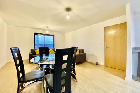 2 bedroom apartment to rent - Bouverie Court, Leeds