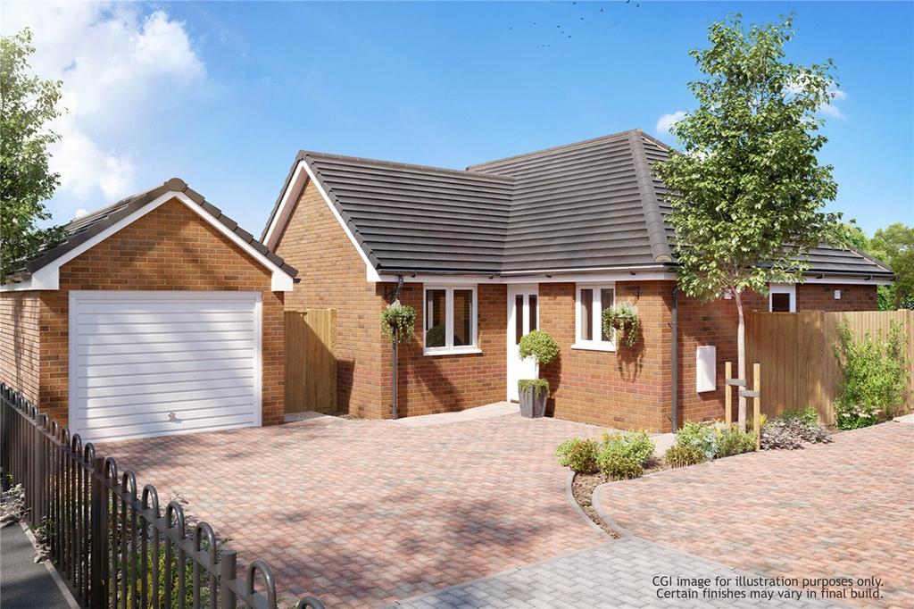 Masters Lane, Halesowen, West Midlands, B62 2 bed bungalow for sale £