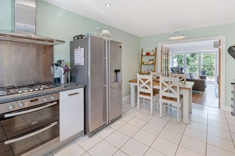 10 Taylor Close, Tonbridge, TN9 2FE