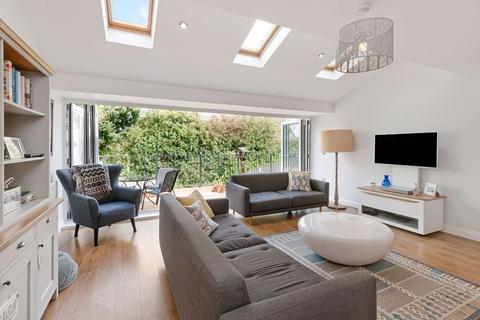 10 Taylor Close, Tonbridge, TN9 2FE