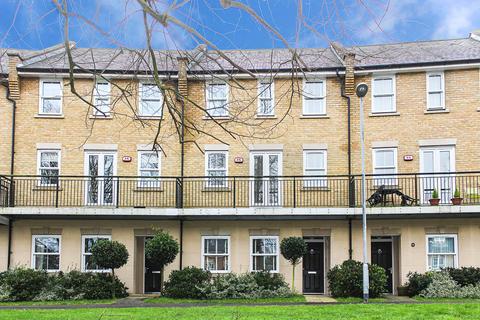 8 Seymour Chase, Epping, CM16 6FE