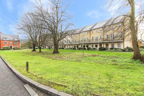 8 Seymour Chase, Epping, CM16 6FE