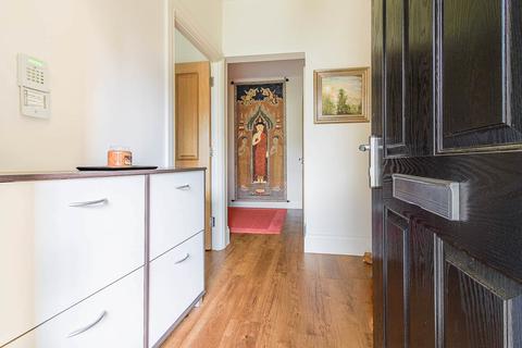 8 Seymour Chase, Epping, CM16 6FE