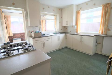 35 Kendal Road, Lowestoft, NR33 0JG