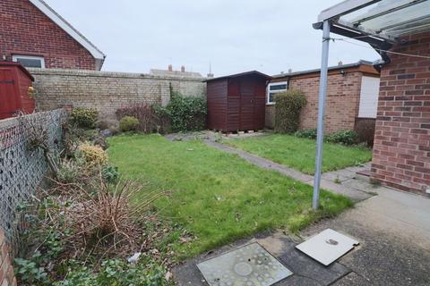 35 Kendal Road, Lowestoft, NR33 0JG