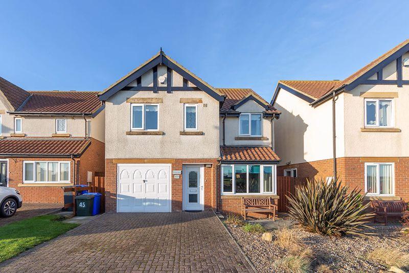Kings Field, Seahouses 4 bed detached house £289,950