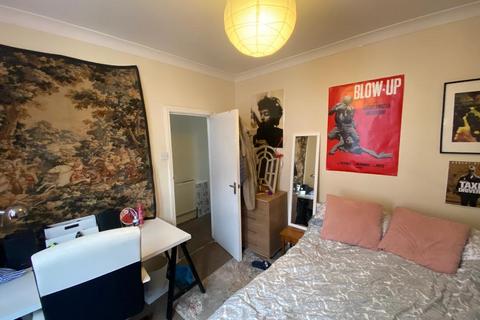 3 bedroom terraced house to rent, St Mary Magdalene Street, Brighton, East Sussex, BN2 3HU