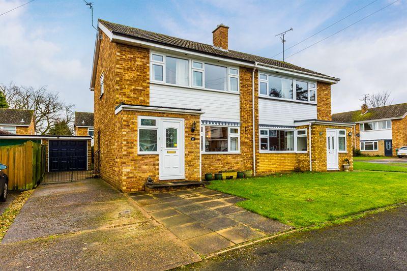 Manor Park, Maids Moreton 3 bed property £269,000