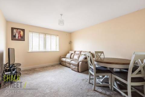 3 Warwick Close, Hornchurch, RM11 3DQ