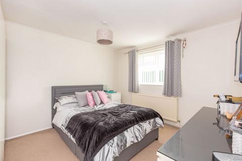 2 Derby Paddock, Middleton Stoney, Bicester, OX25 4AR