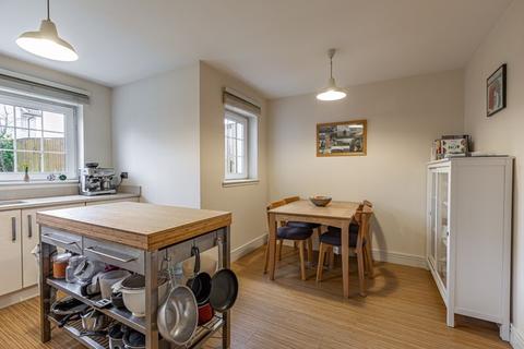 7 Freelands Way, Ratho, Newbridge, EH28 8JZ