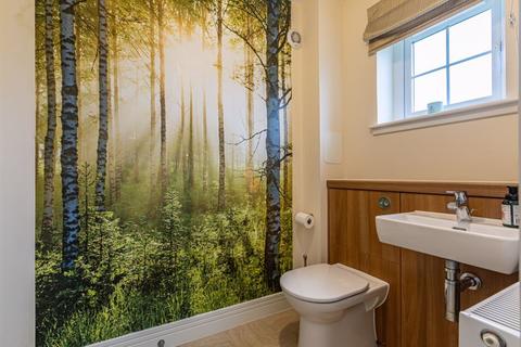 7 Freelands Way, Ratho, Newbridge, EH28 8JZ
