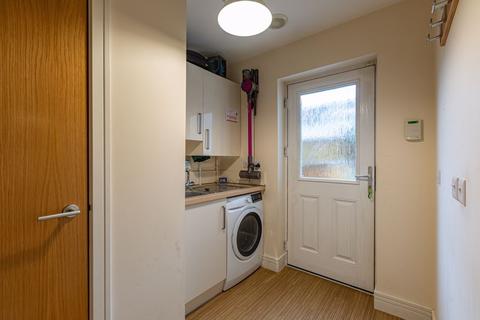7 Freelands Way, Ratho, Newbridge, EH28 8JZ
