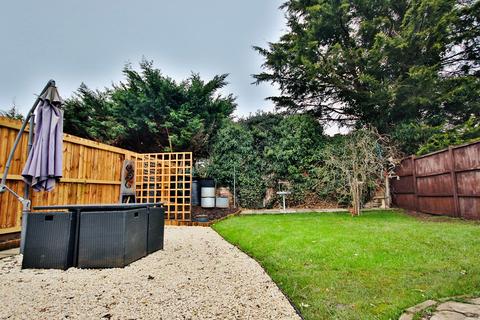 3 Halifax Drive, Worcester, WR2 4DR