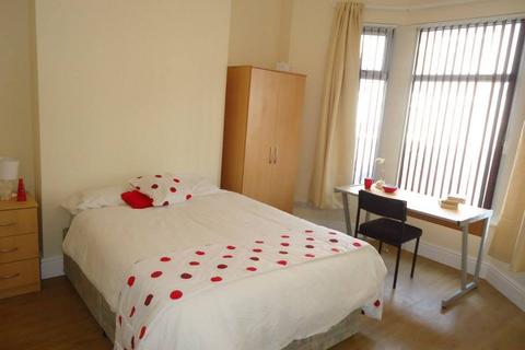 6 bedroom house to rent - Mackintosh Place, Roath, Cardiff