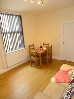 6 bedroom house to rent - Mackintosh Place, Roath, Cardiff