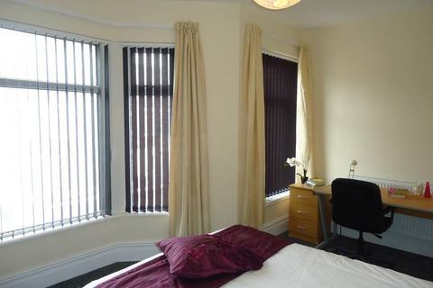 6 bedroom house to rent - Mackintosh Place, Roath, Cardiff