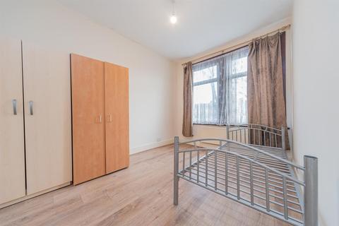 76 Brampton Road, London, E6 3LA