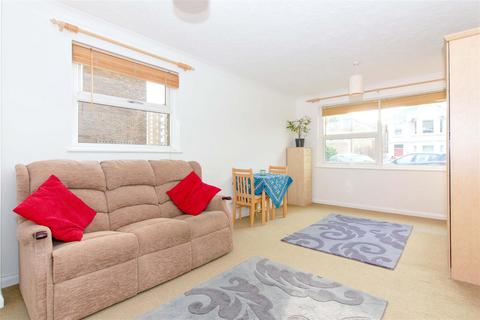Flat 1, Fulmer Court Boundary Road, Worthing, BN11 4LU