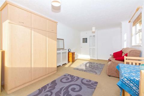 Flat 1, Fulmer Court Boundary Road, Worthing, BN11 4LU
