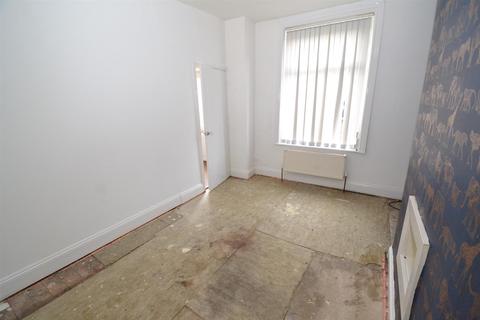 29 Beaconsfield Road, Clayton, Bradford, BD14 6LQ
