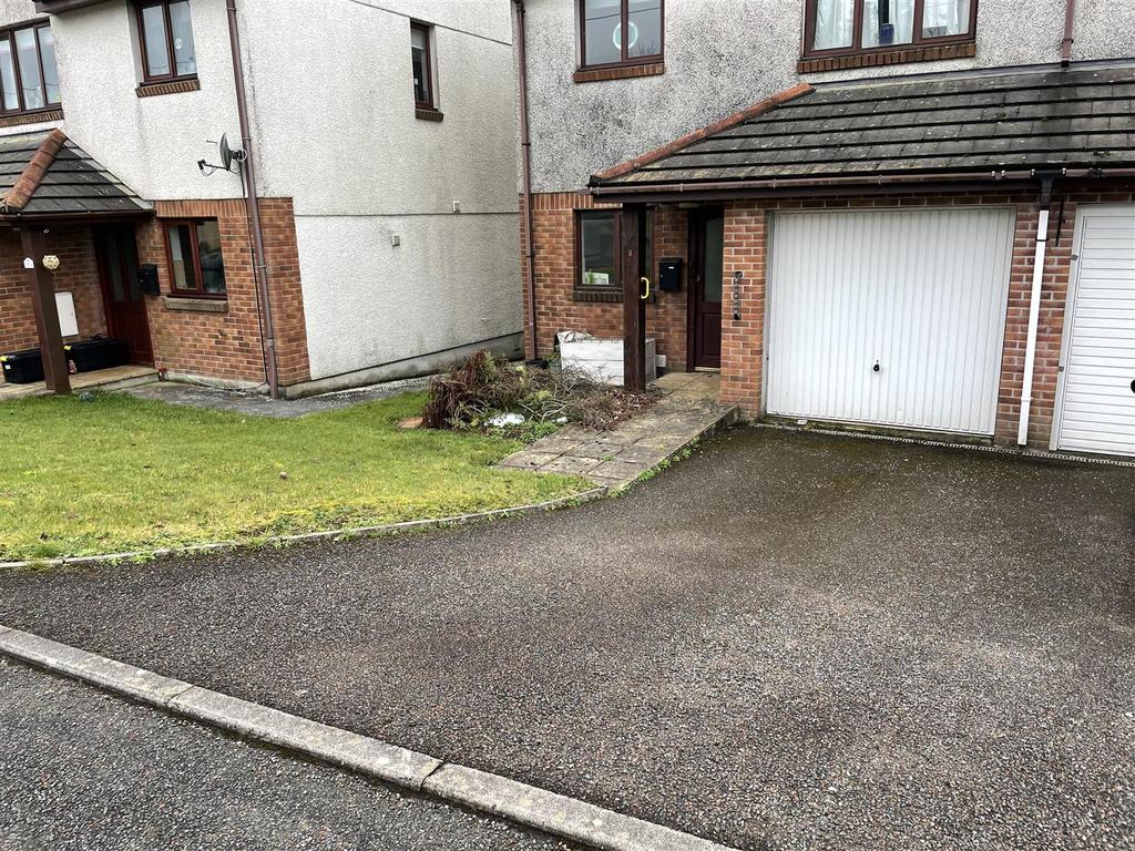 Garage: