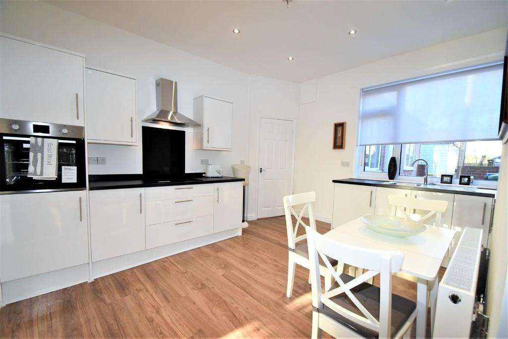 Denebridge Row, Chilton, Ferryhill 3 bed terraced house £87,500