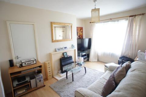 28 Cherrydown Avenue, London, E4 8DP