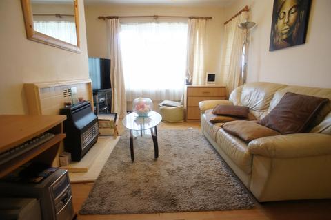 28 Cherrydown Avenue, London, E4 8DP