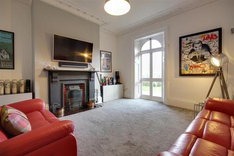 17 Brough Road, South Cave, Brough, HU15 2BU