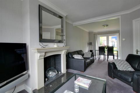 76 Woodgrange Avenue, Enfield, EN1 1EN