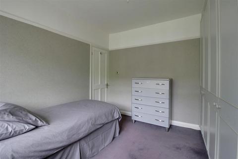 76 Woodgrange Avenue, Enfield, EN1 1EN