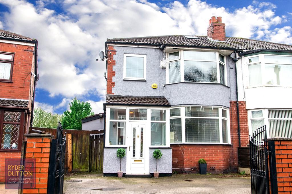 Claxton Avenue, Blackley, Manchester, M9 3 bed semidetached house £